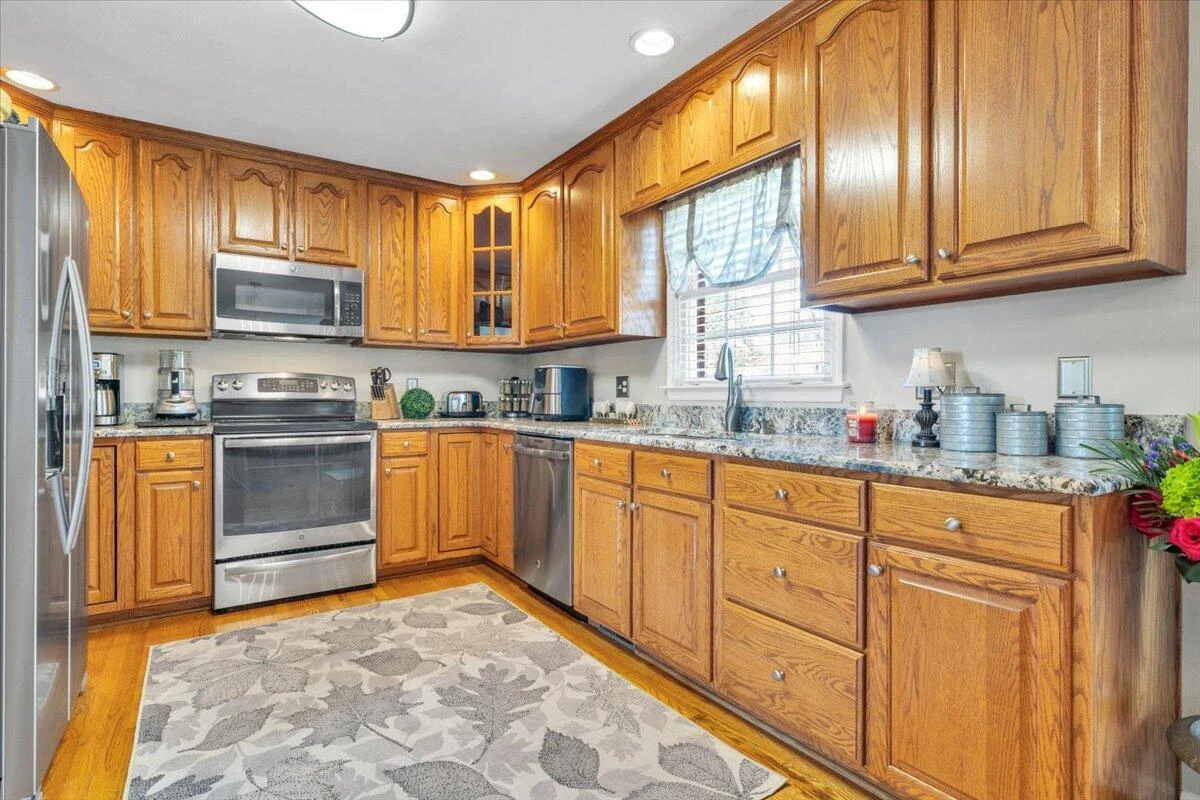 5255 Dresden CIR - Photo 18