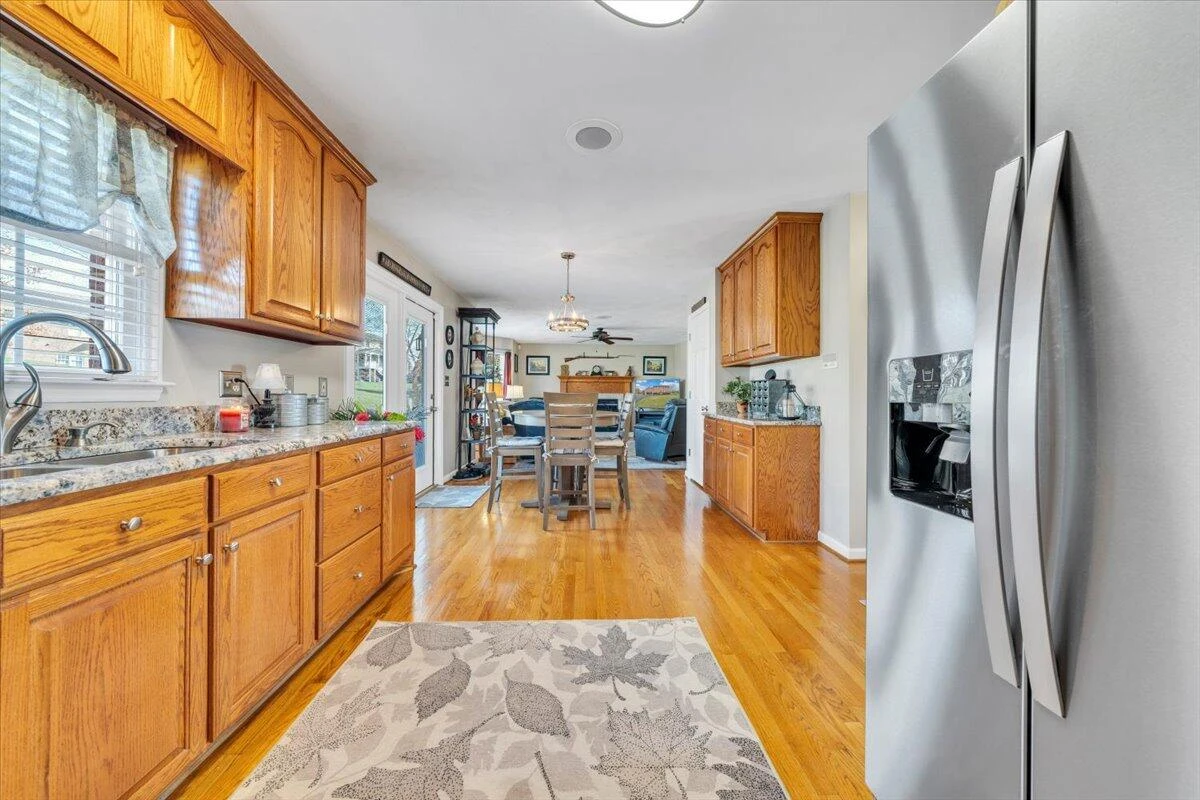 5255 Dresden CIR - Photo 21