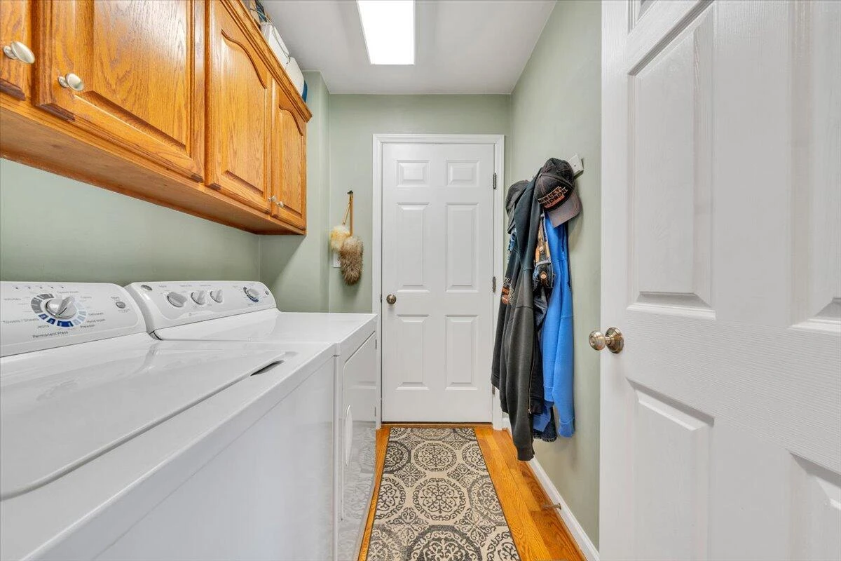 5255 Dresden CIR - Photo 32