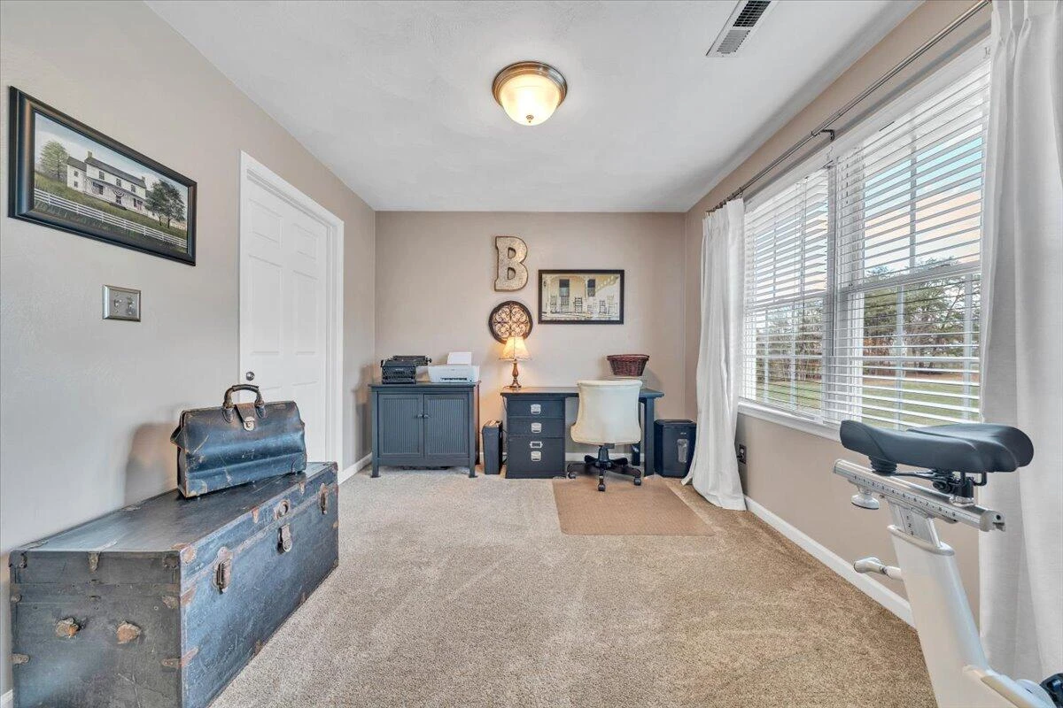5255 Dresden CIR - Photo 39