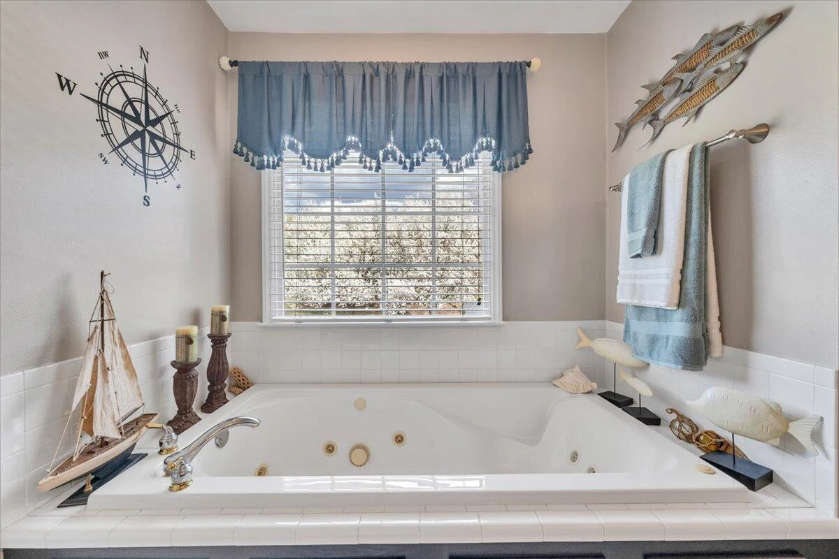 5255 Dresden CIR - Photo 45