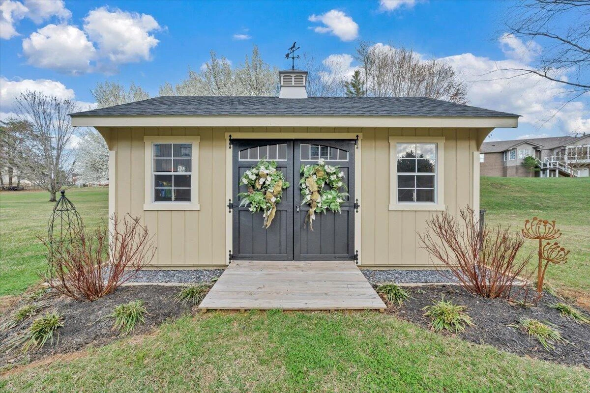 5255 Dresden CIR - Photo 79