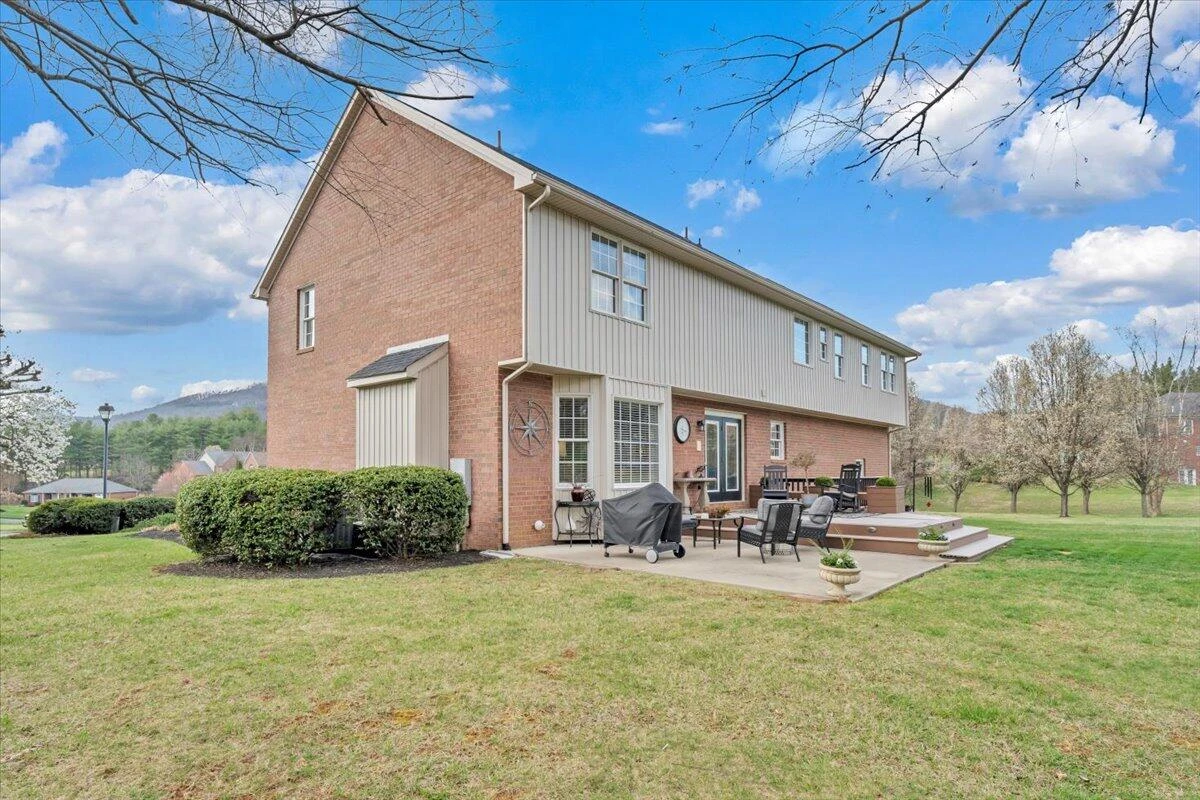 5255 Dresden CIR - Photo 81