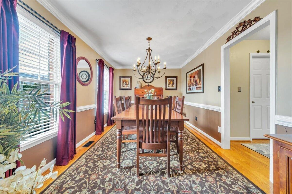 5255 Dresden CIR - Photo 13
