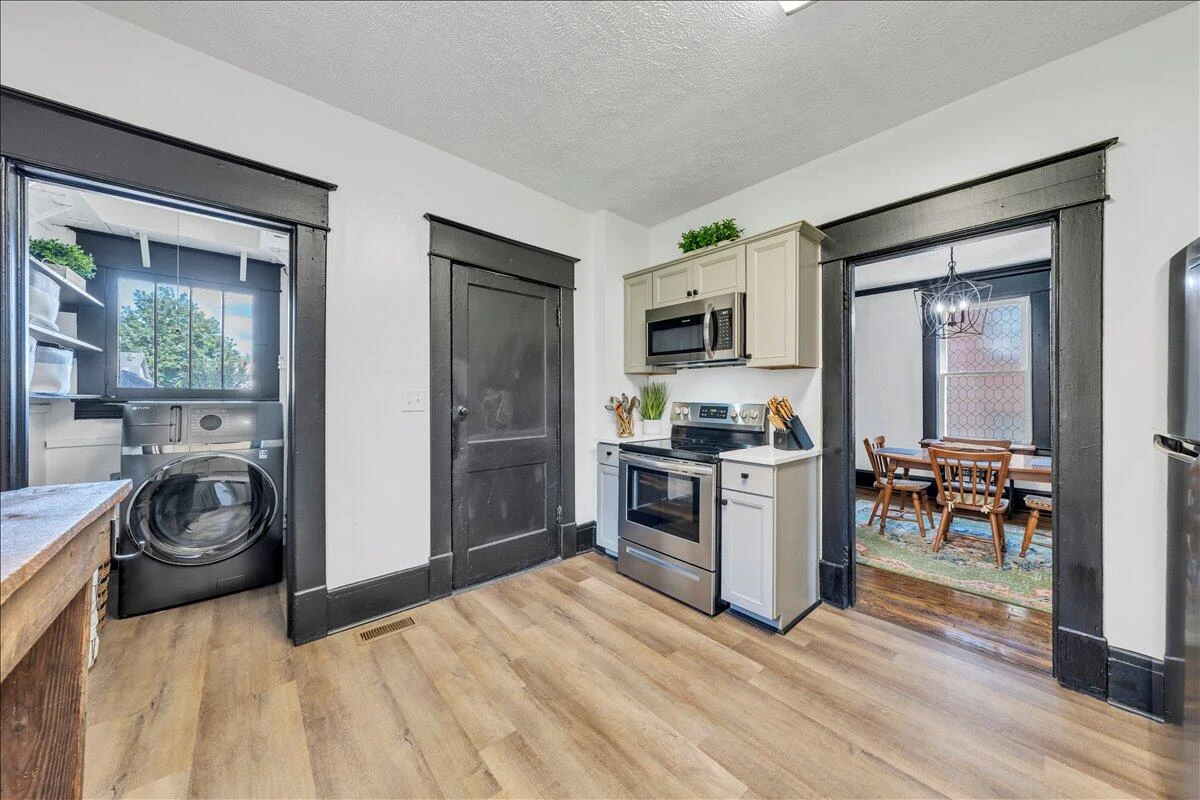 1506 7Th ST SE - Photo 14