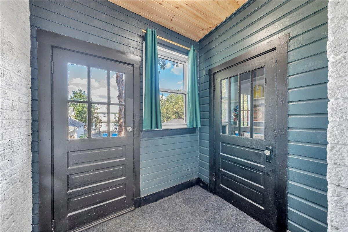 1506 7Th ST SE - Photo 16