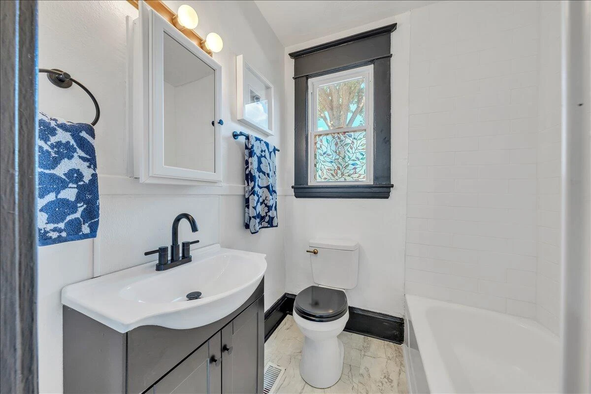 1506 7Th ST SE - Photo 17