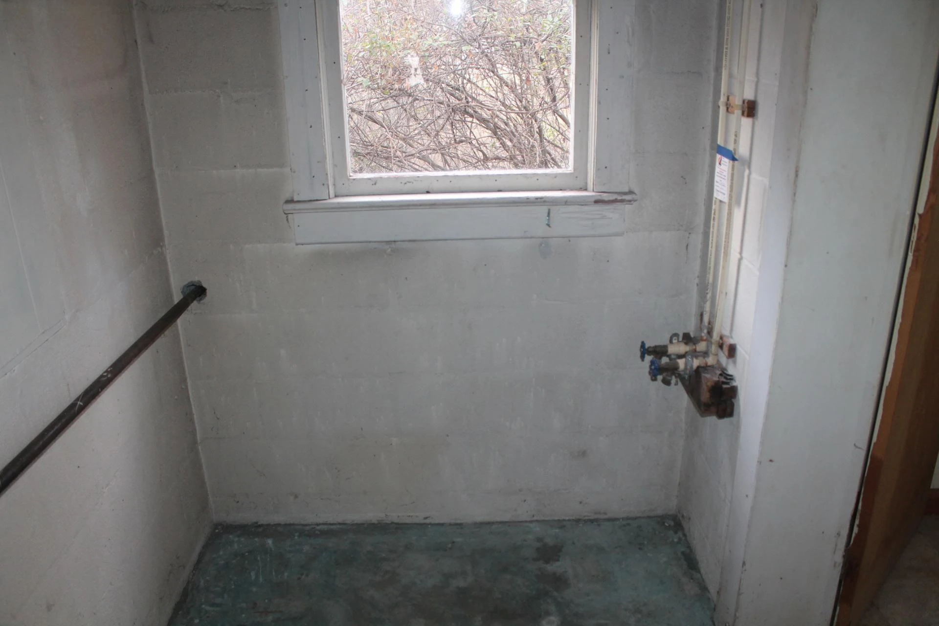 1012 Crescent ST NW - Photo 26