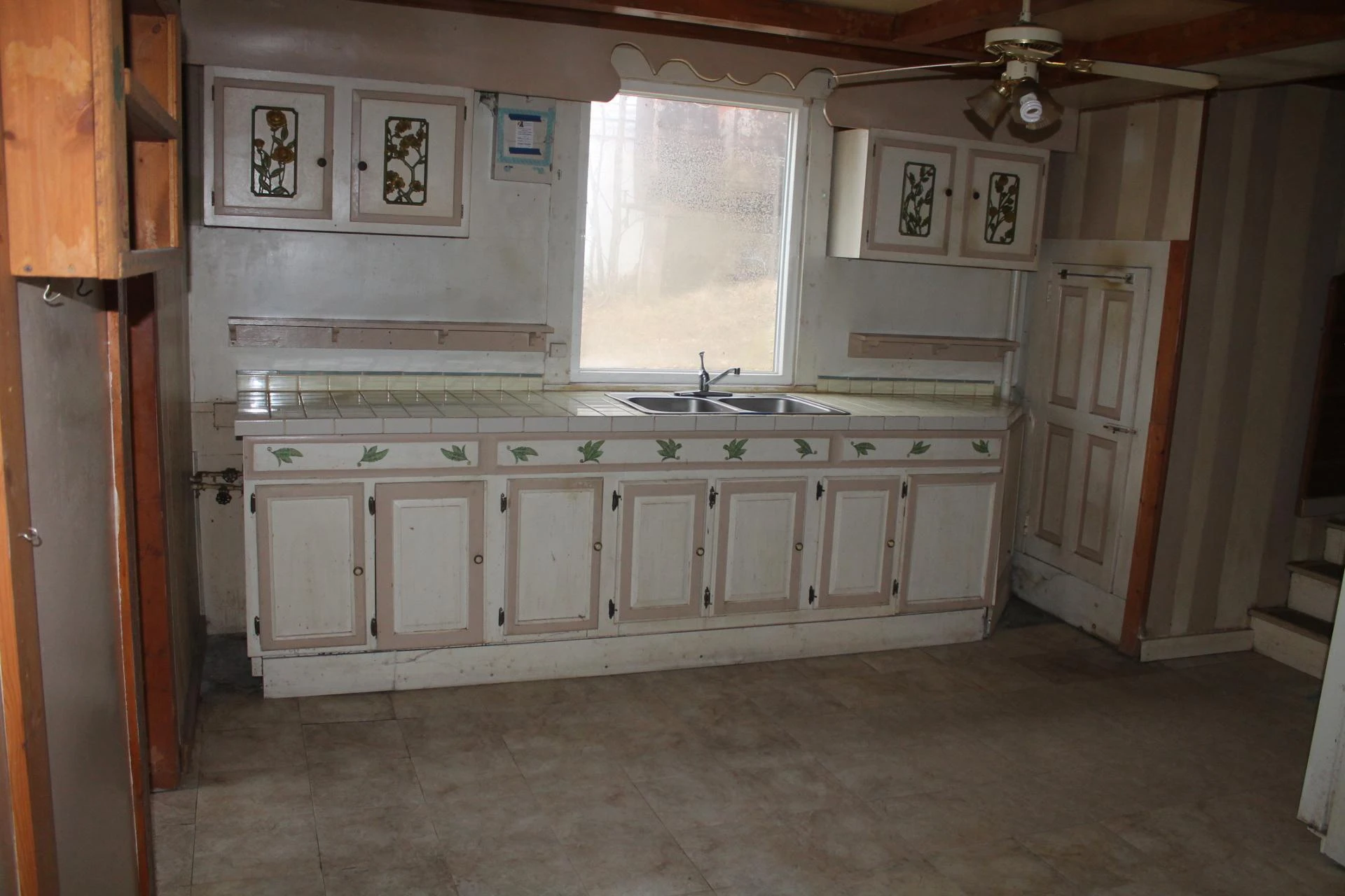 1012 Crescent ST NW - Photo 7