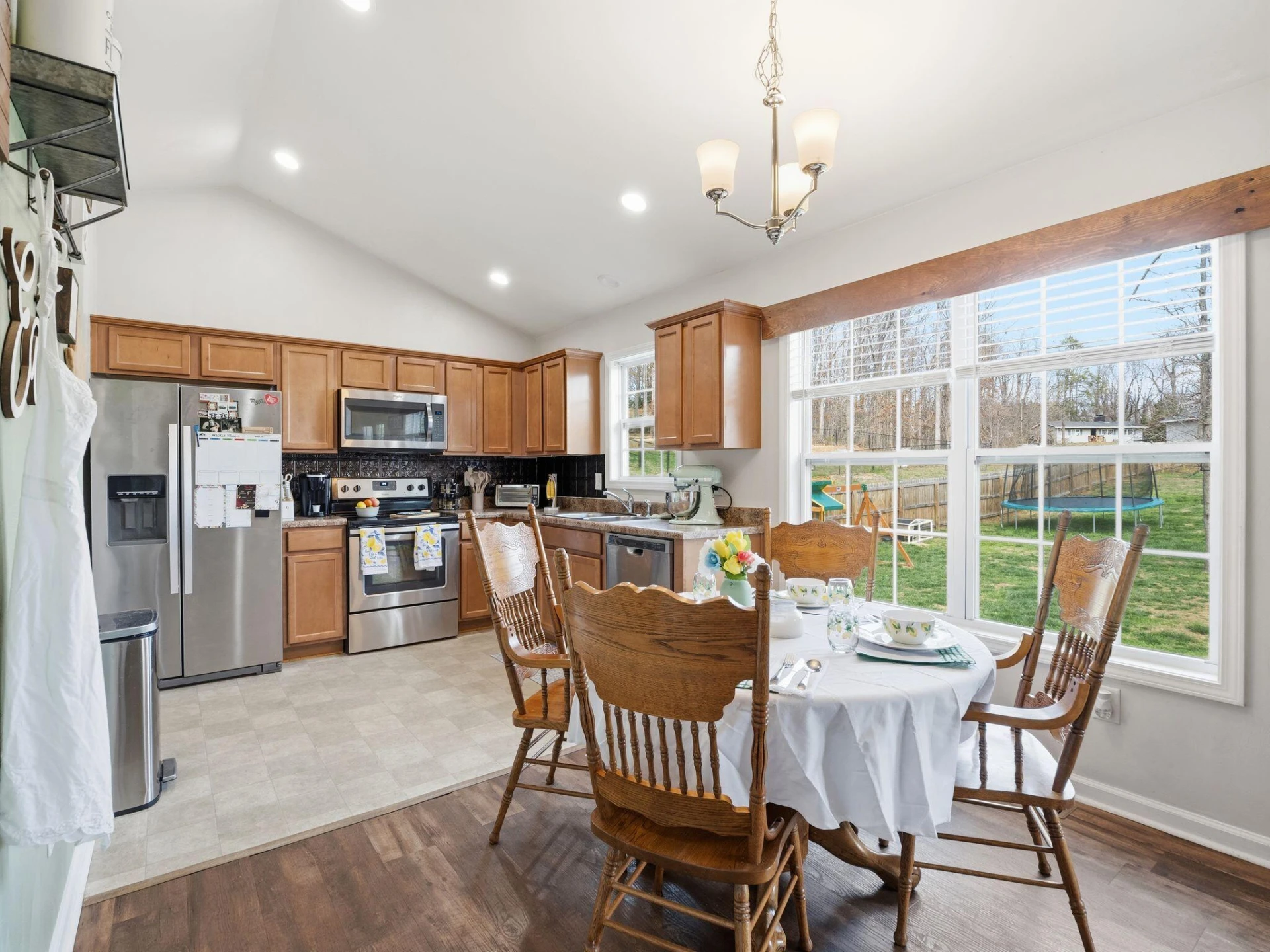 5605 Prunty DR - Photo 8