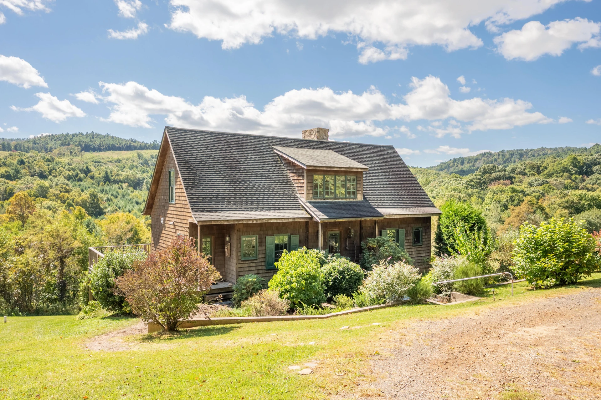 877 Old Furnace RD SW