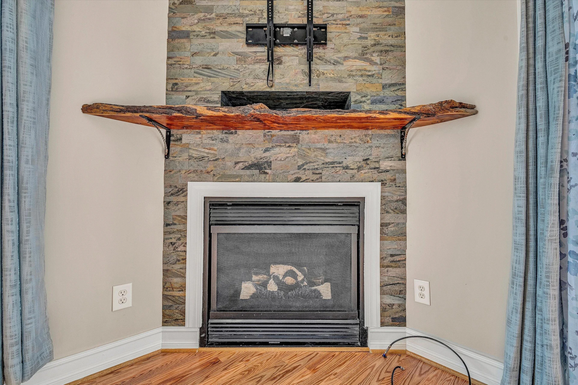 1158 Park Mountain TER - Photo 9