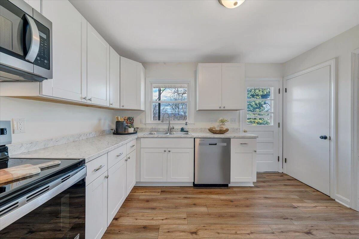1089 Glenn Ridge RD NW - Photo 12