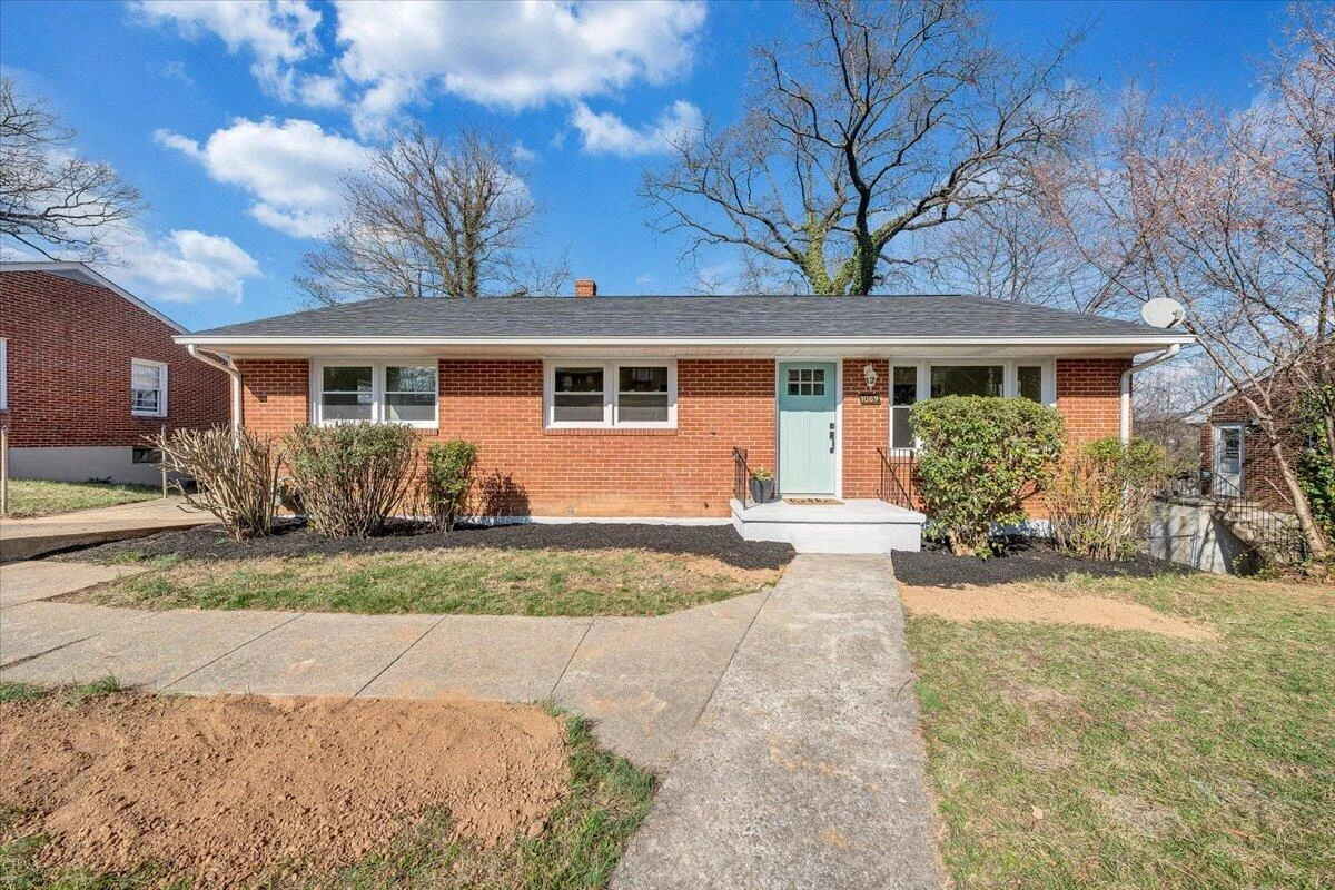 1089 Glenn Ridge RD NW - Photo 2