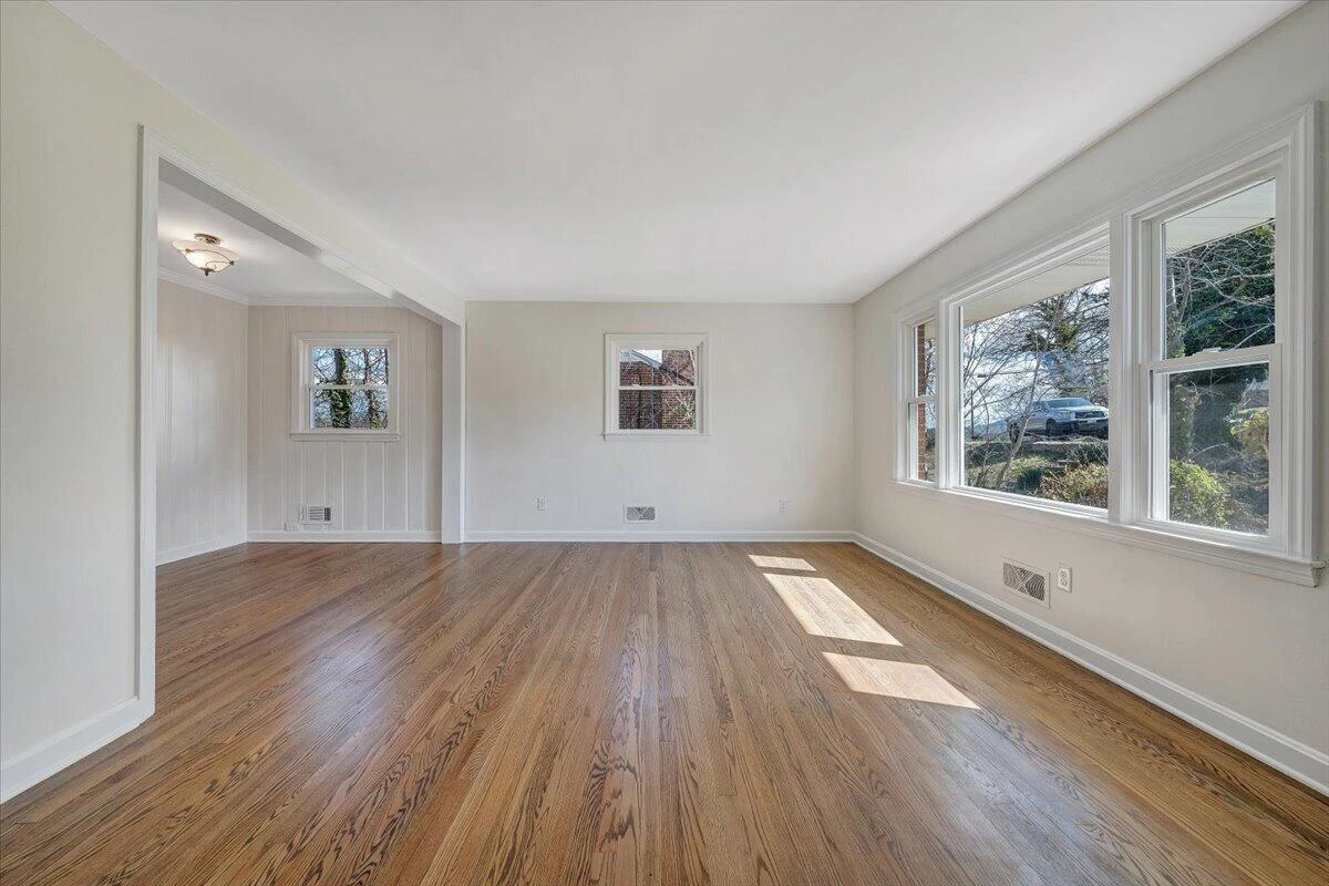 1089 Glenn Ridge RD NW - Photo 4