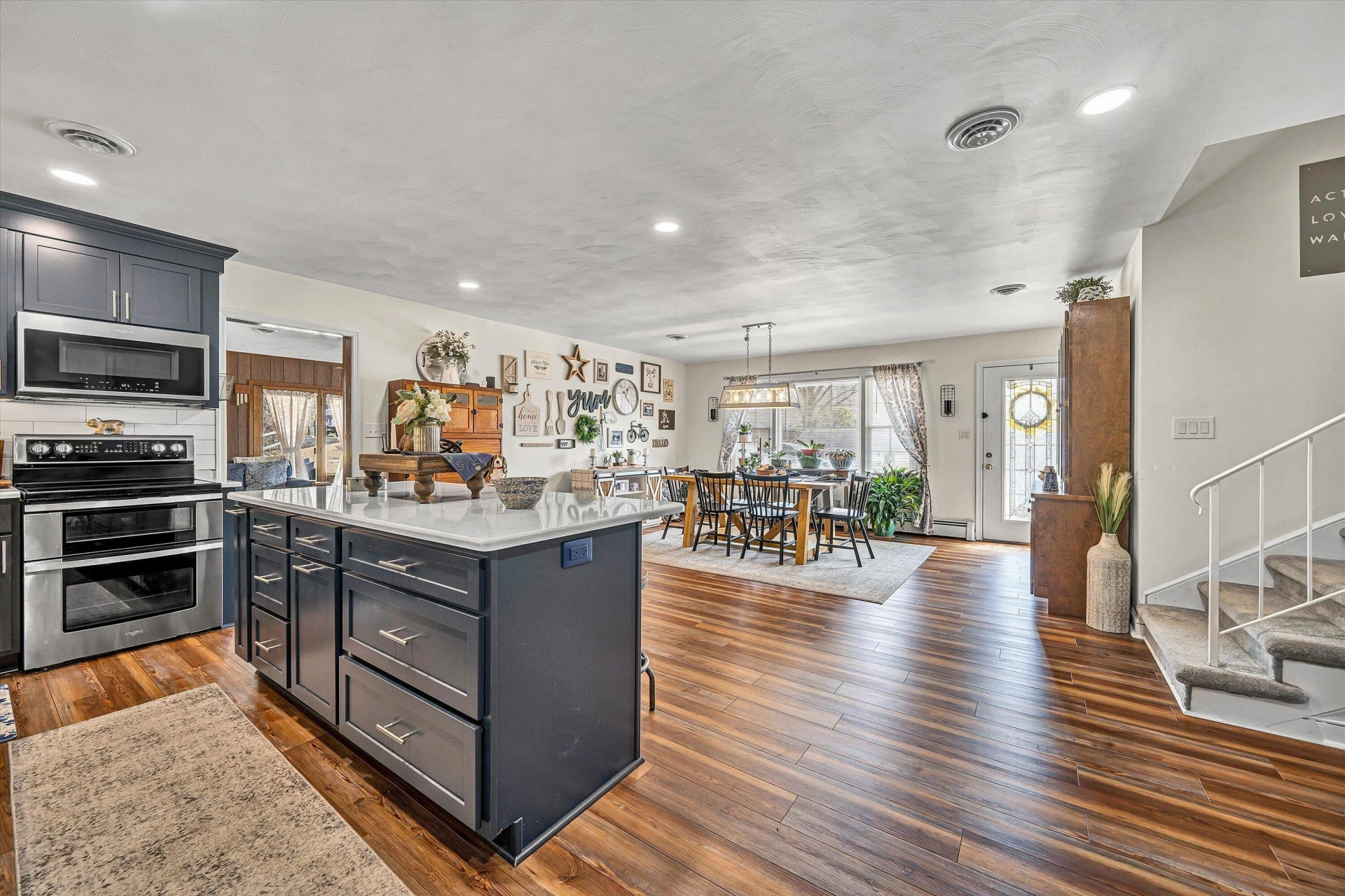 3105 Davis AVE - Photo 17