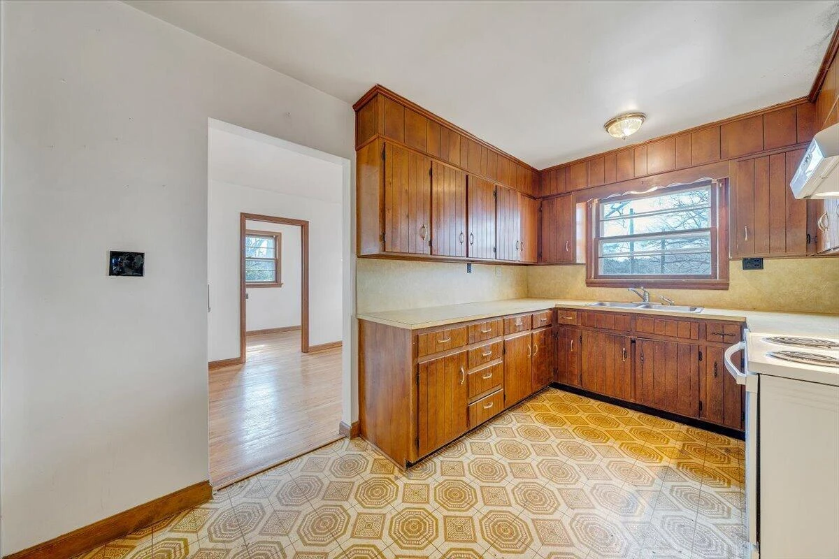 8793 Dickerson Mill RD - Photo 12