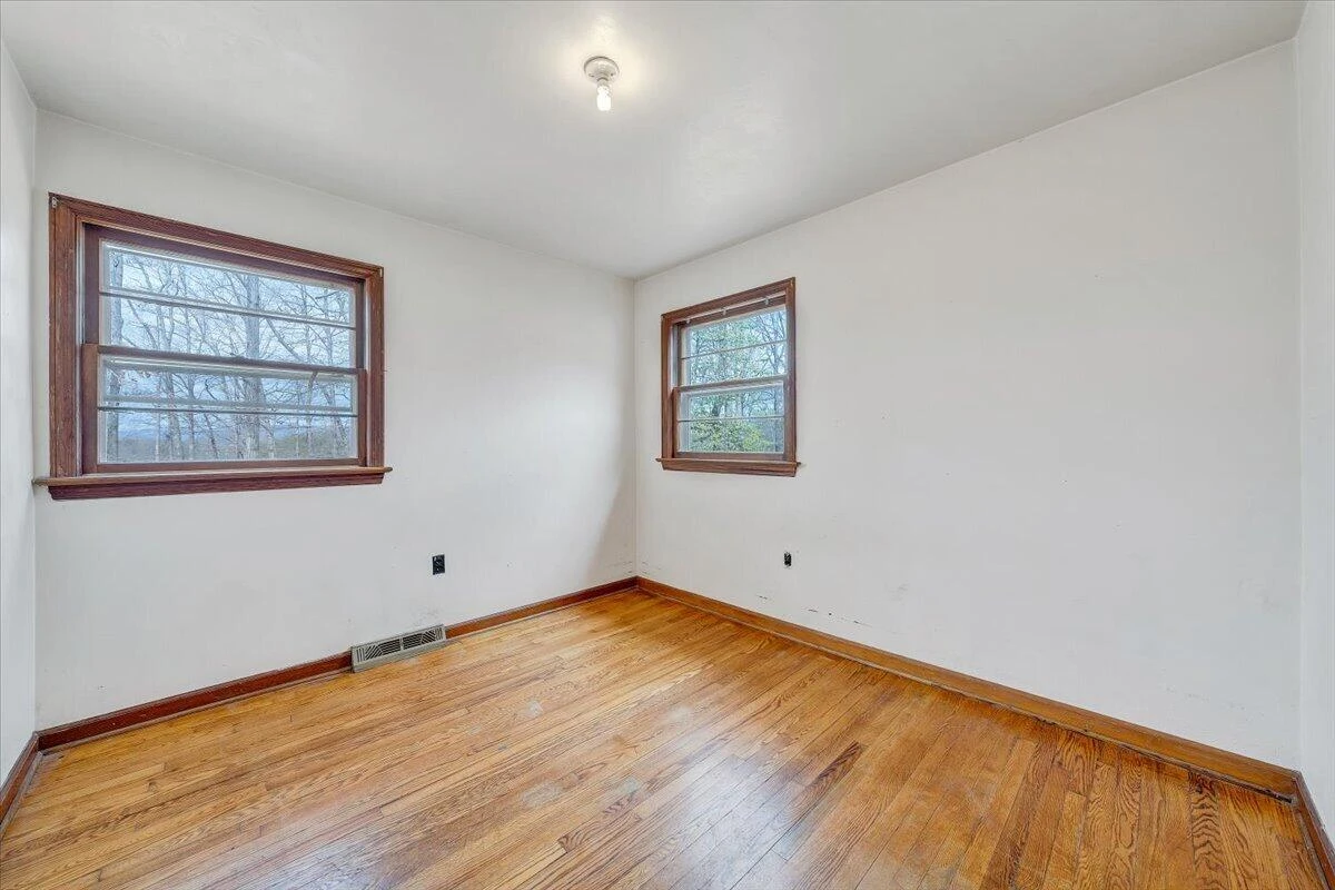 8793 Dickerson Mill RD - Photo 21