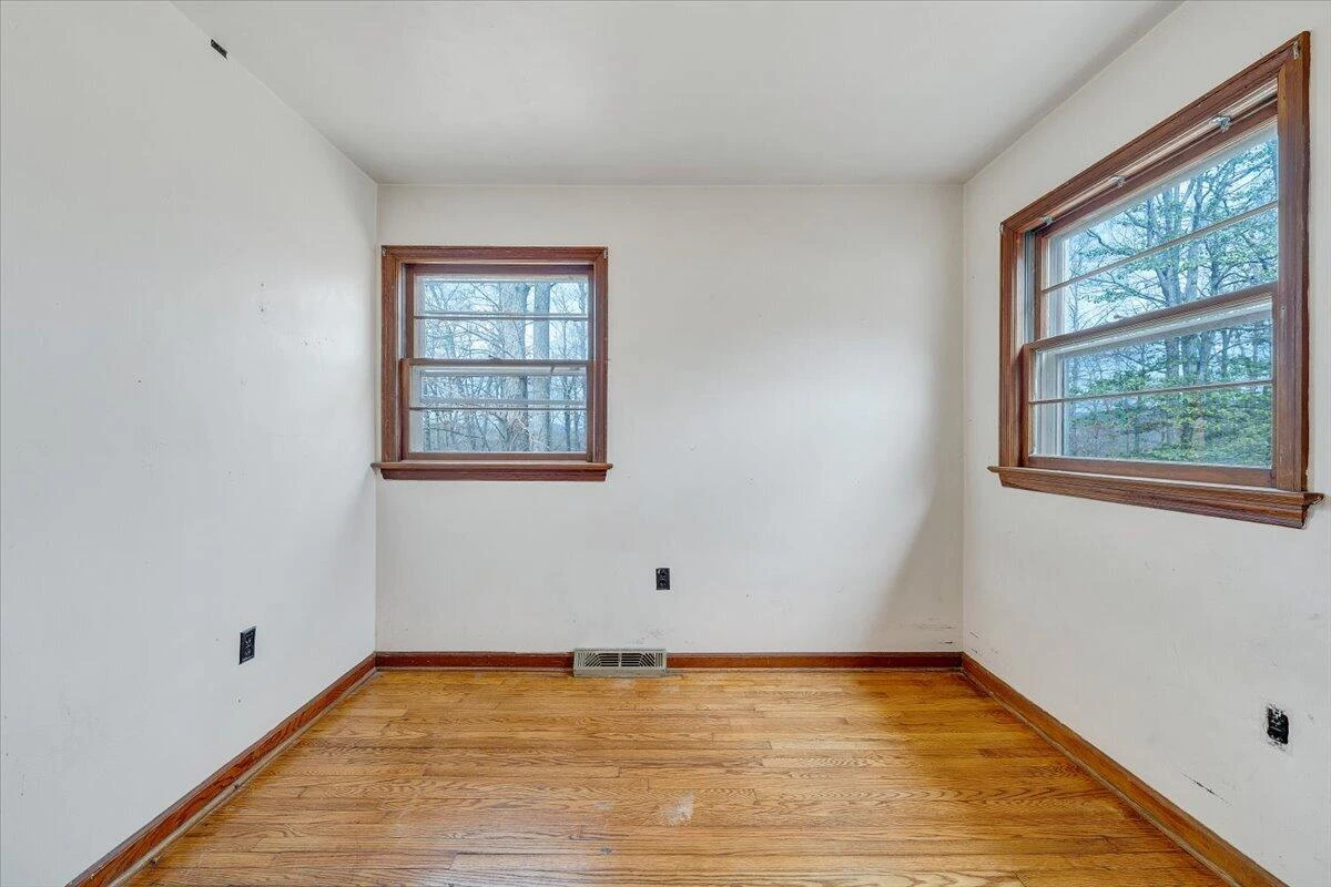 8793 Dickerson Mill RD - Photo 22