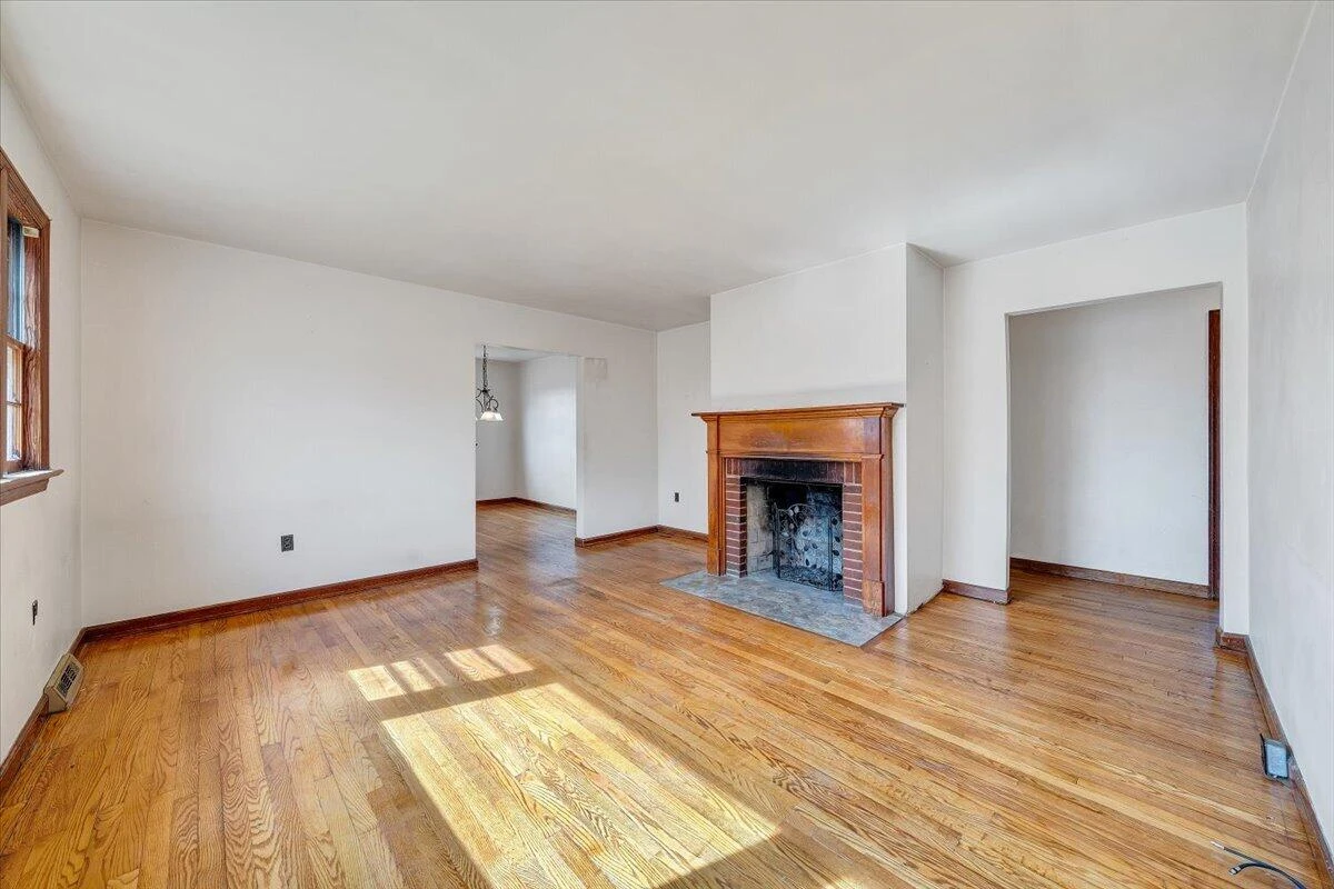 8793 Dickerson Mill RD - Photo 3