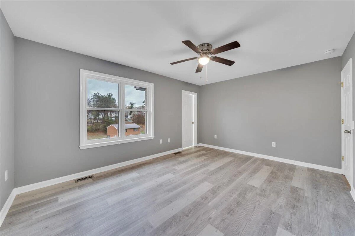1709 Ellis CT - Photo 15