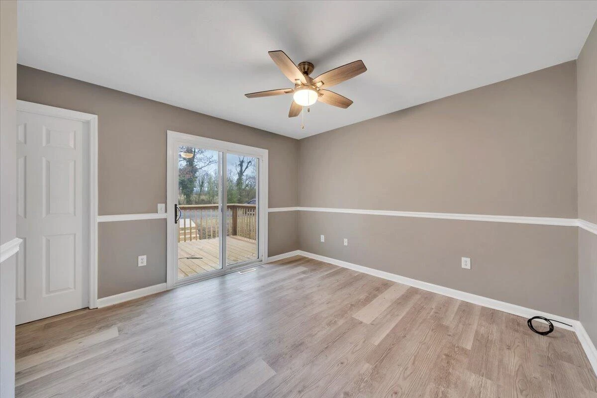 1709 Ellis CT - Photo 18