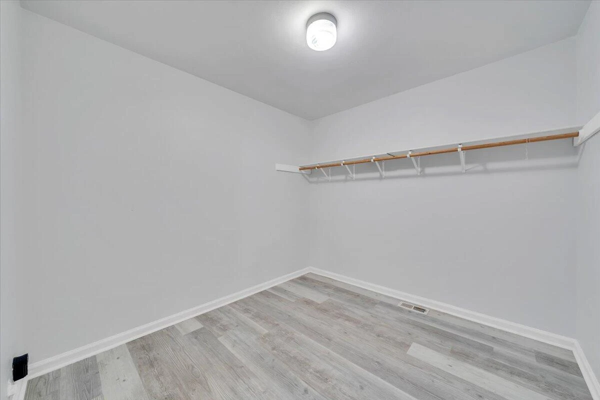 1709 Ellis CT - Photo 22