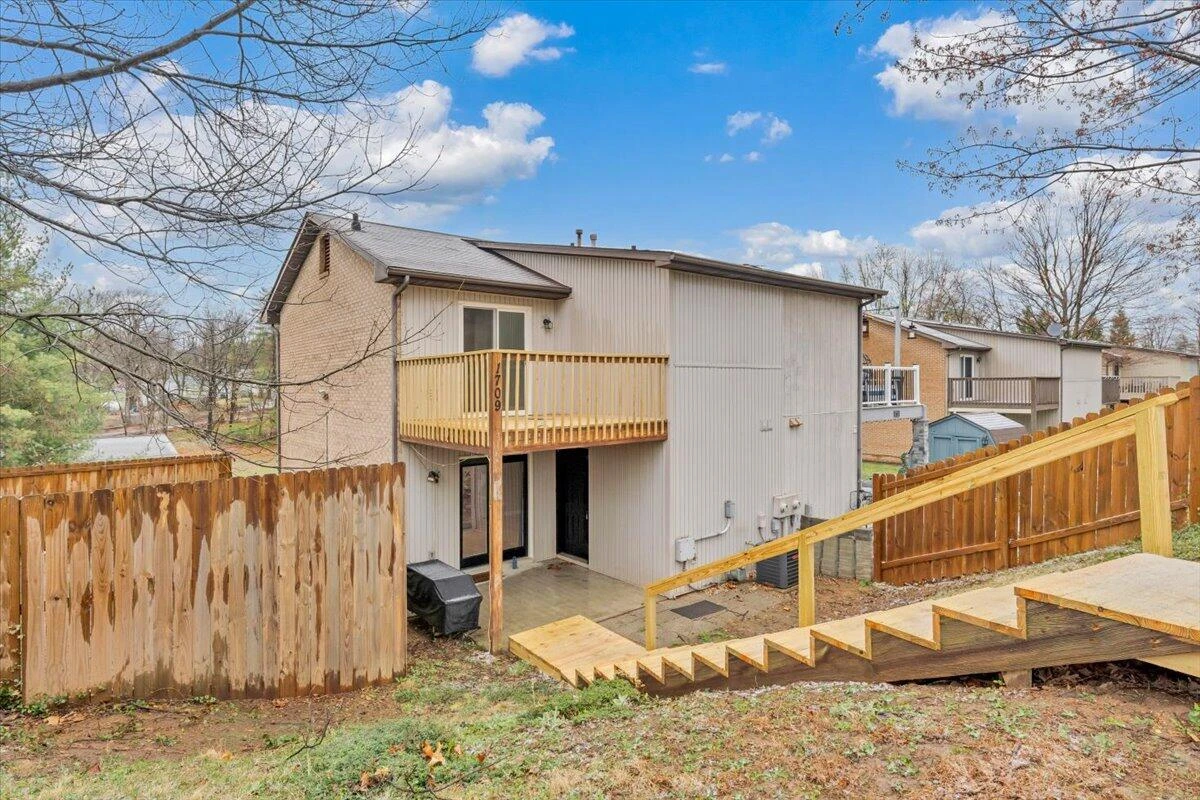 1709 Ellis CT - Photo 27