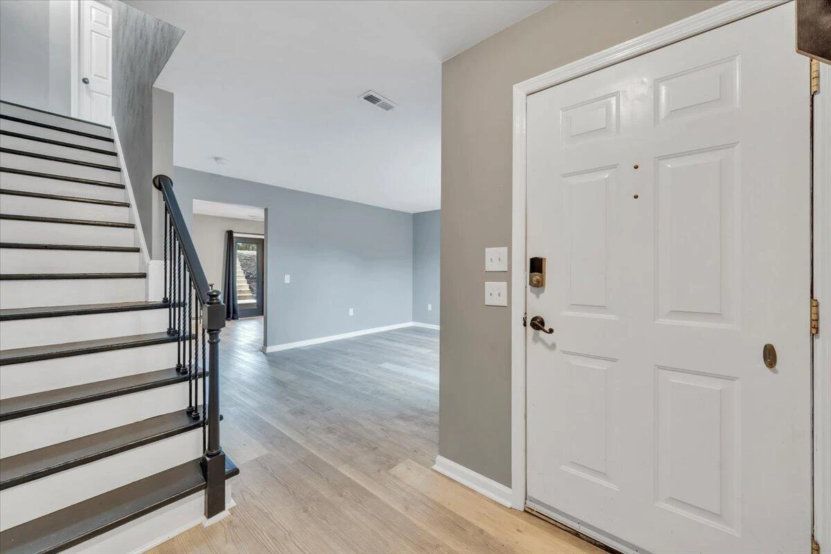 1709 Ellis CT - Photo 3