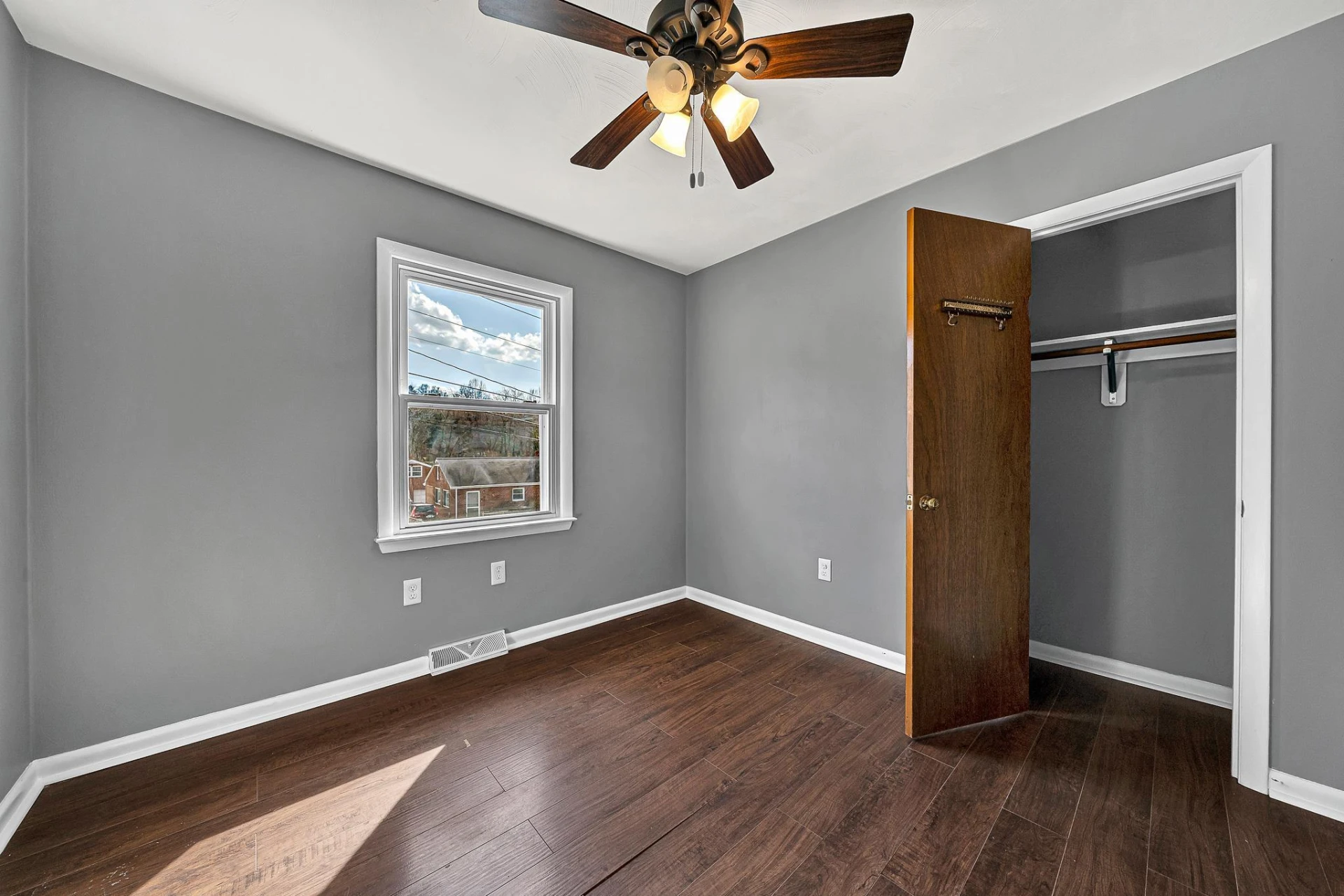 1378 Craig Robertson RD SE - Photo 10