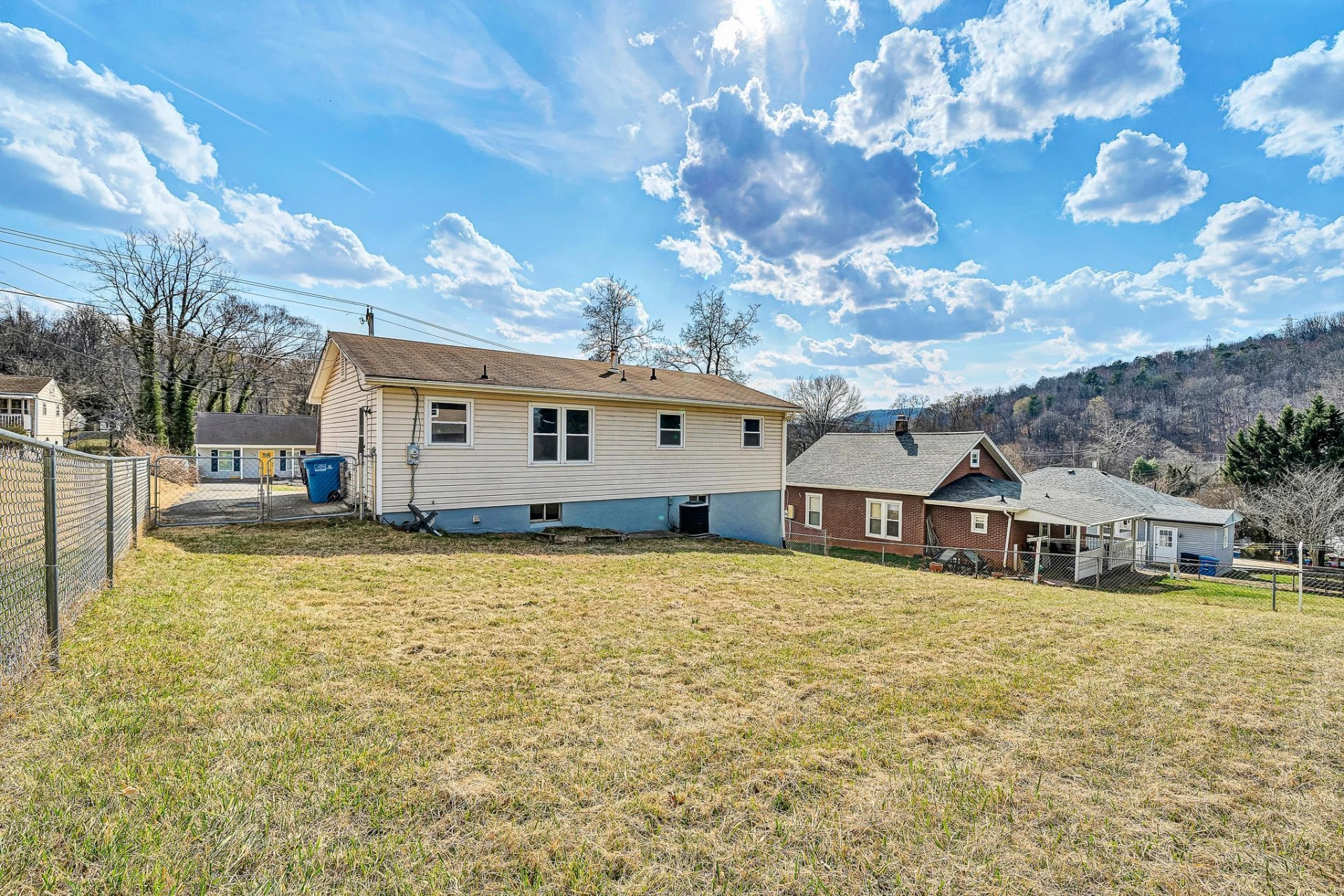 1378 Craig Robertson RD SE - Photo 14