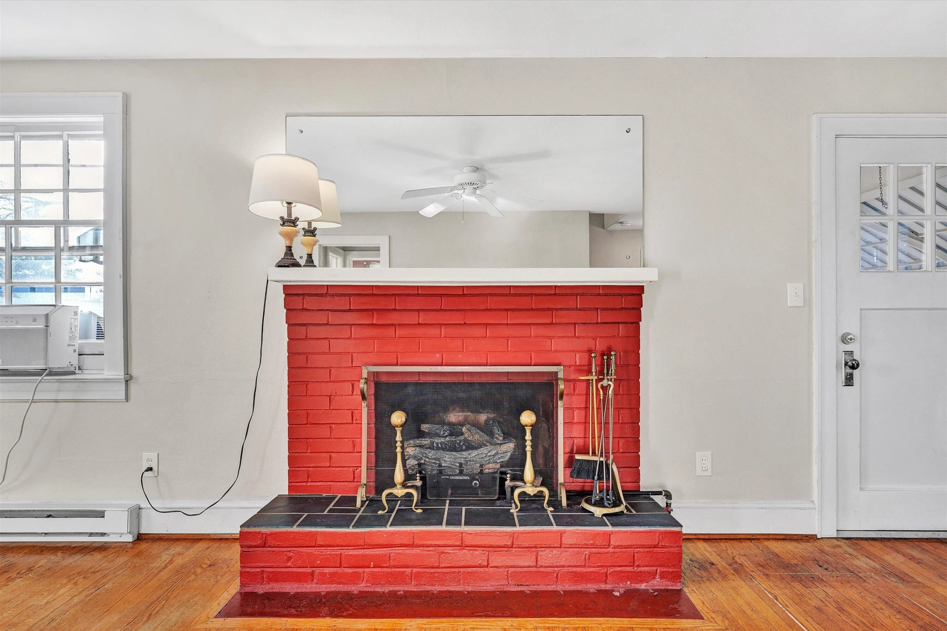 3339 Collingwood ST NE - Photo 10