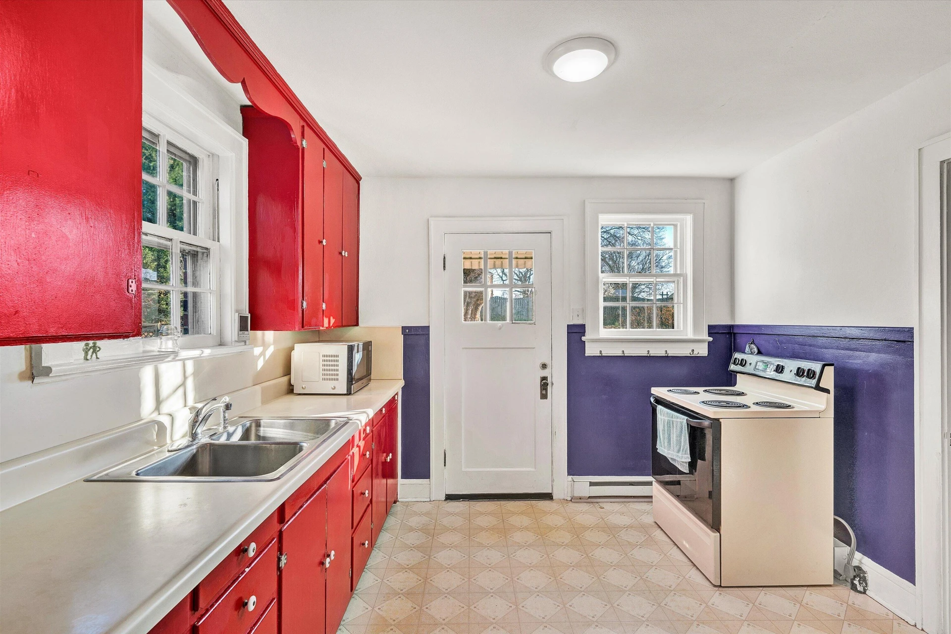 3339 Collingwood ST NE - Photo 11