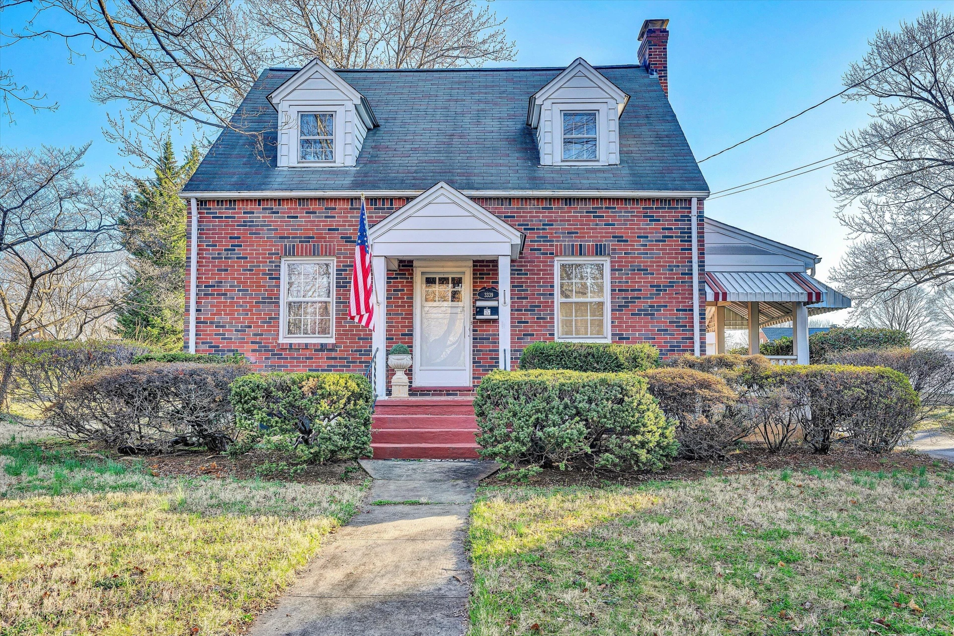 3339 Collingwood ST NE - Photo 2