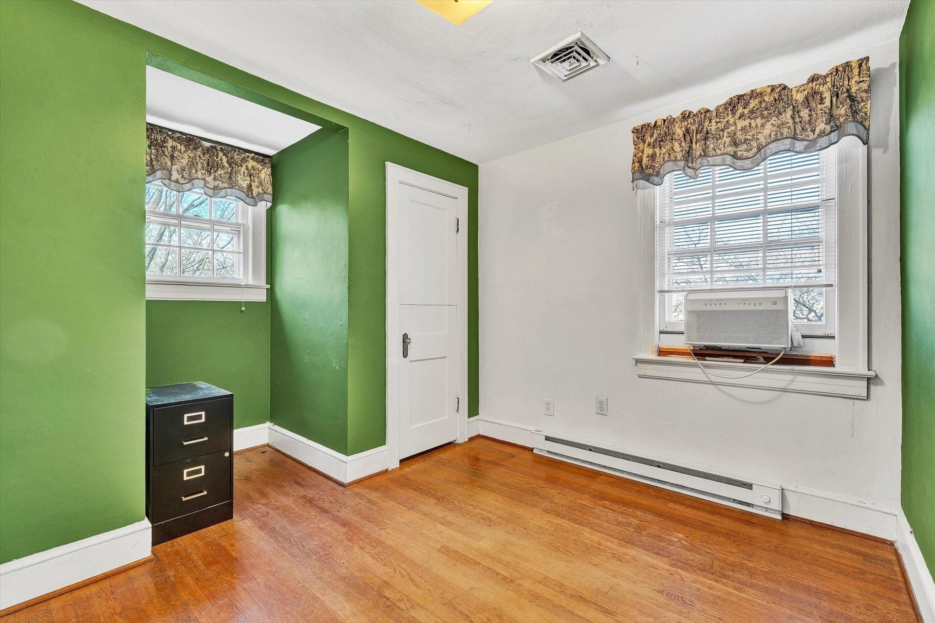 3339 Collingwood ST NE - Photo 21
