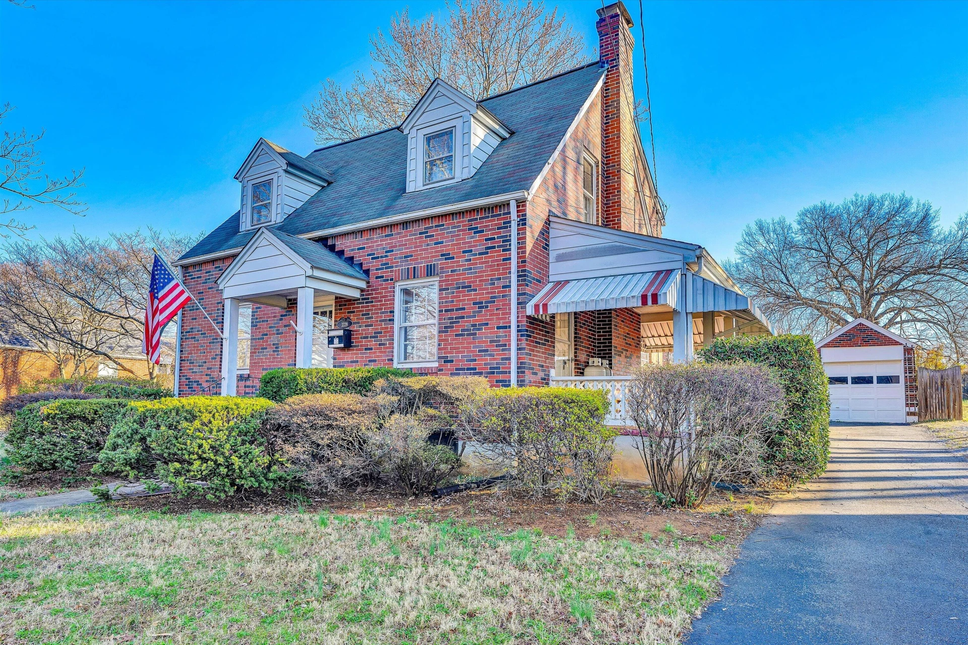 3339 Collingwood ST NE - Photo 3