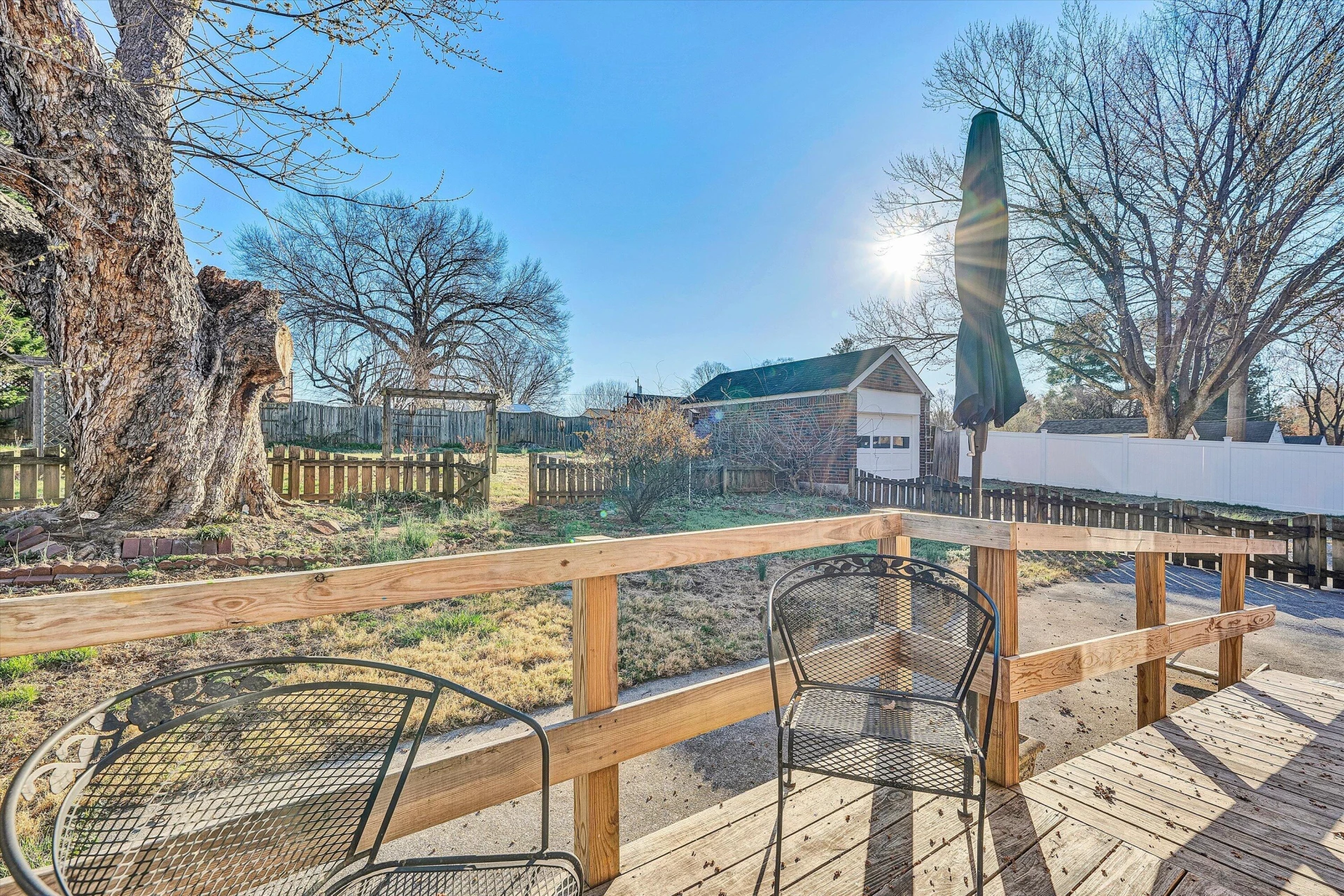 3339 Collingwood ST NE - Photo 32