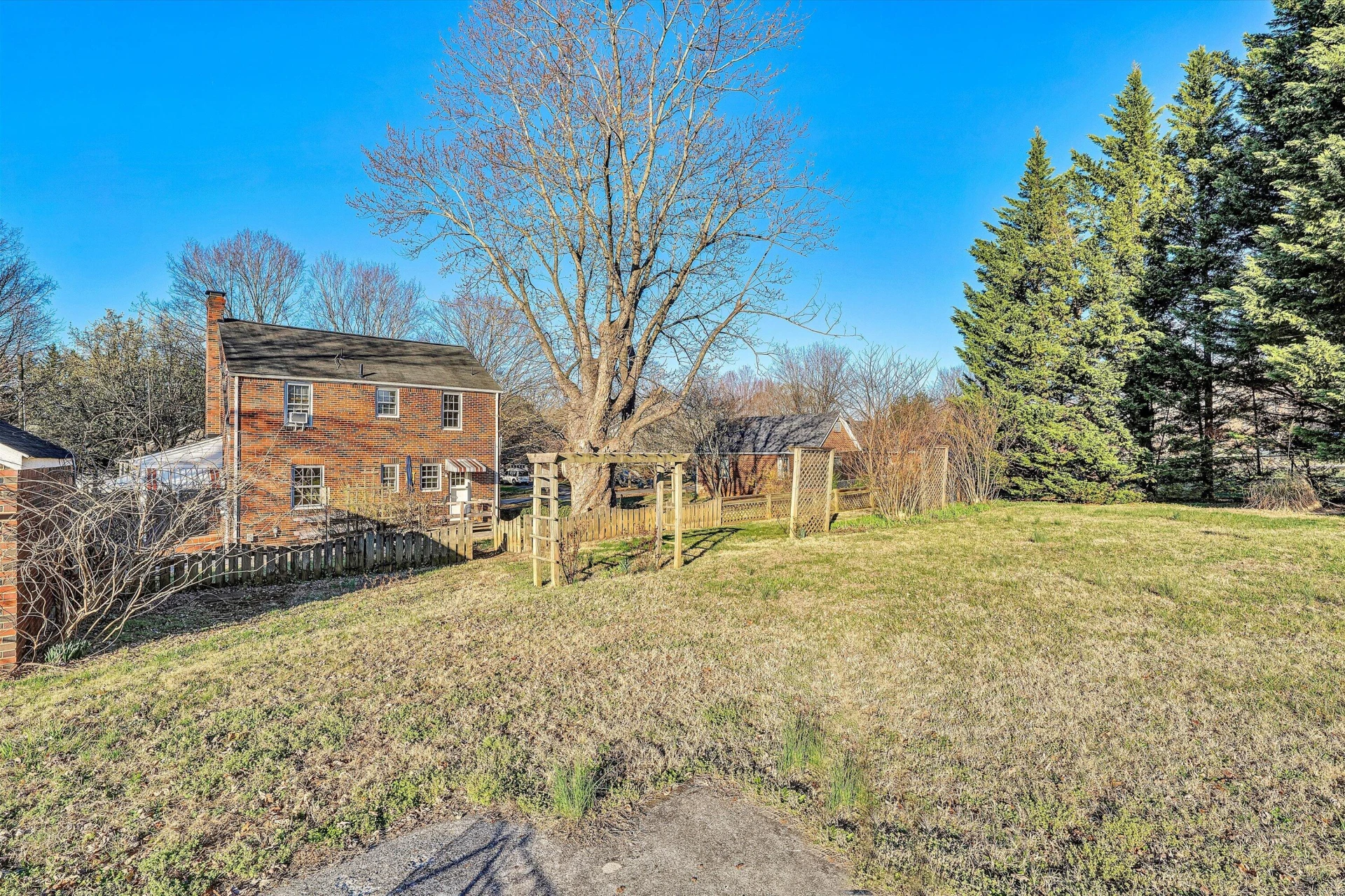 3339 Collingwood ST NE - Photo 35