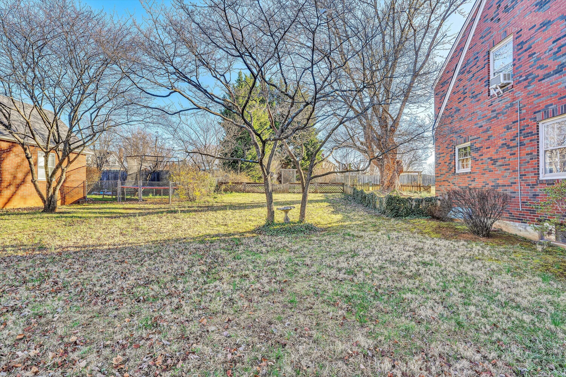 3339 Collingwood ST NE - Photo 37