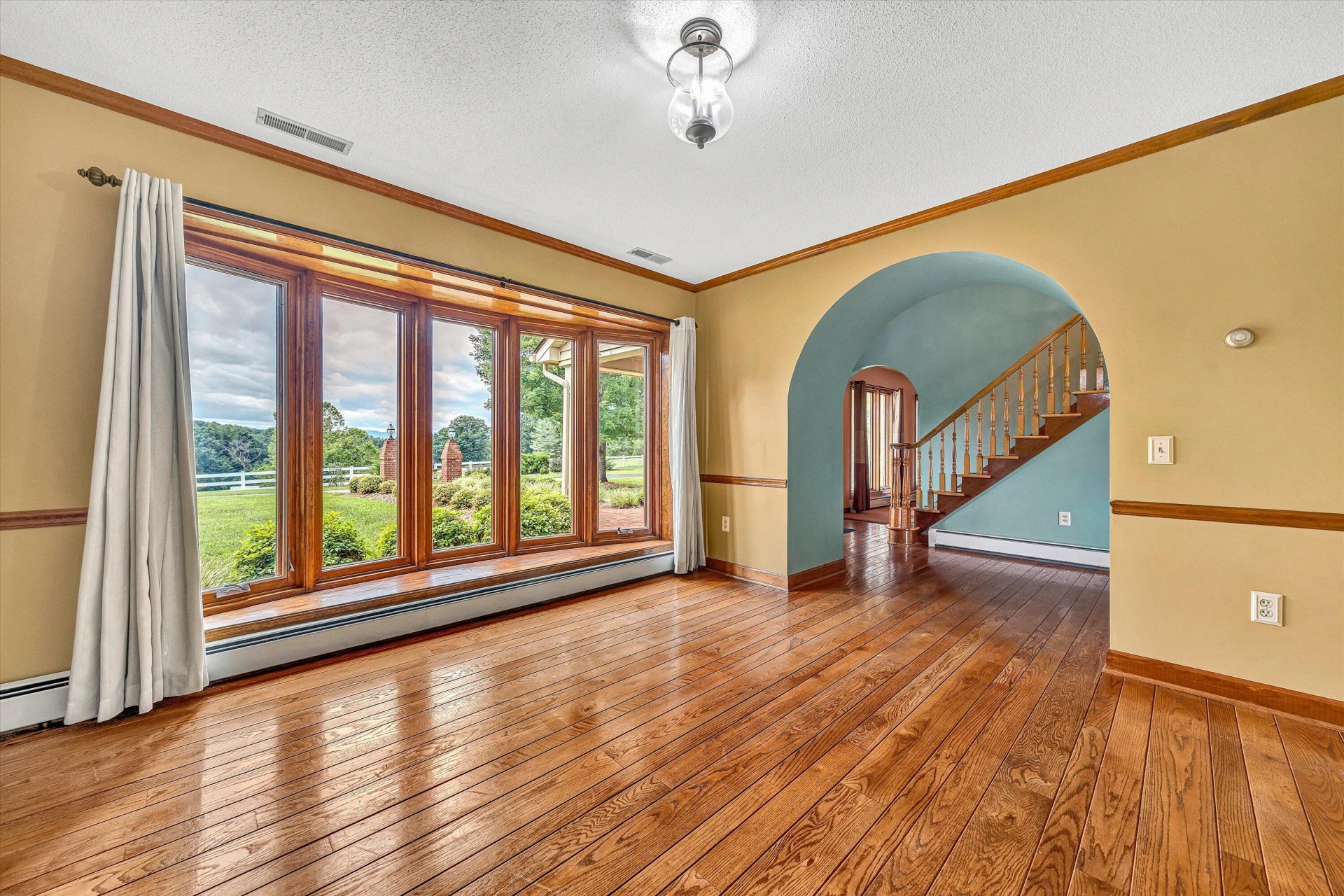 270 Parkside LN - Photo 11