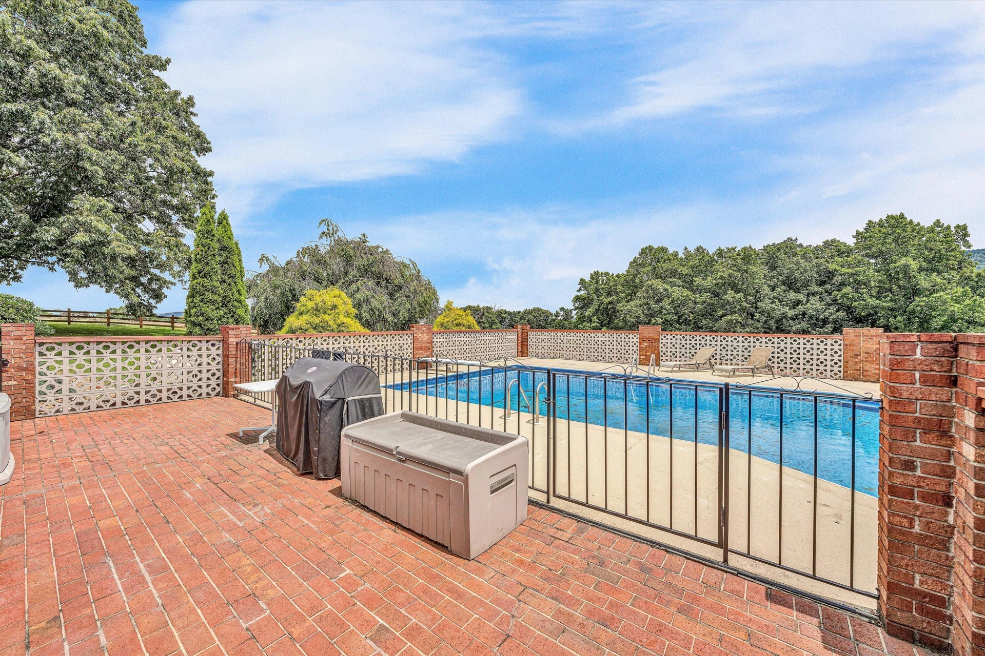 270 Parkside LN - Photo 43