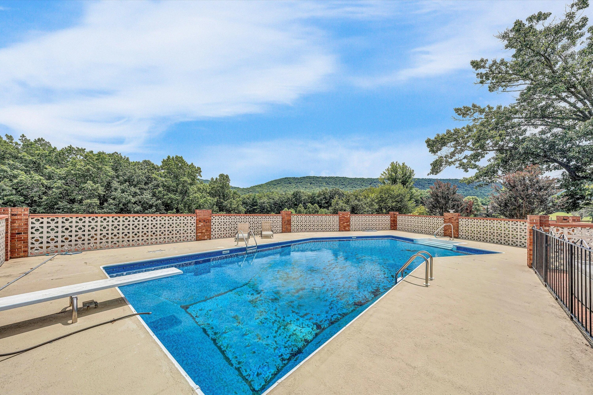 270 Parkside LN - Photo 45