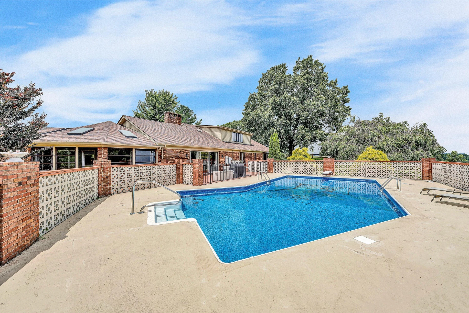 270 Parkside LN - Photo 46