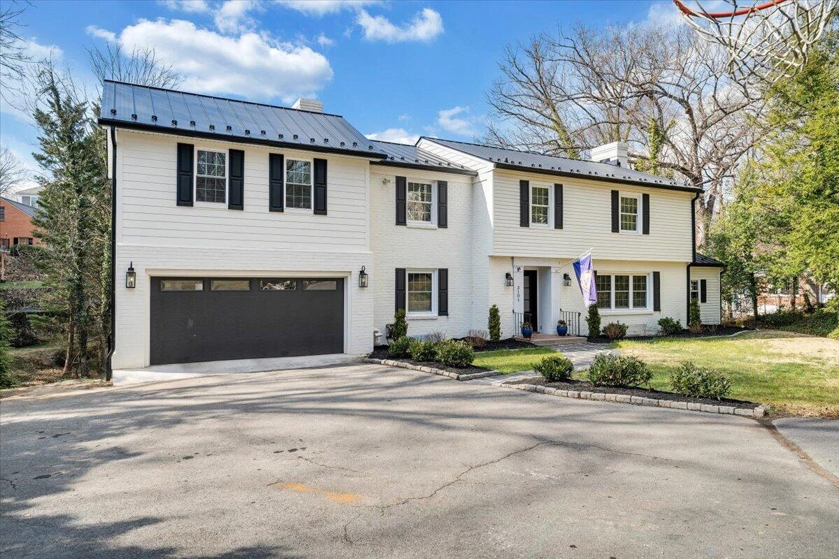 3101 Maywood RD SW