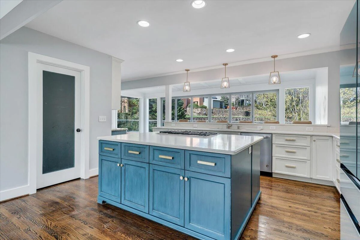 3101 Maywood RD SW - Photo 17