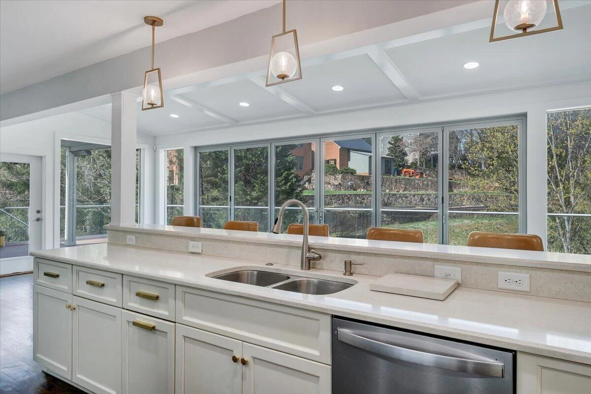 3101 Maywood RD SW - Photo 19