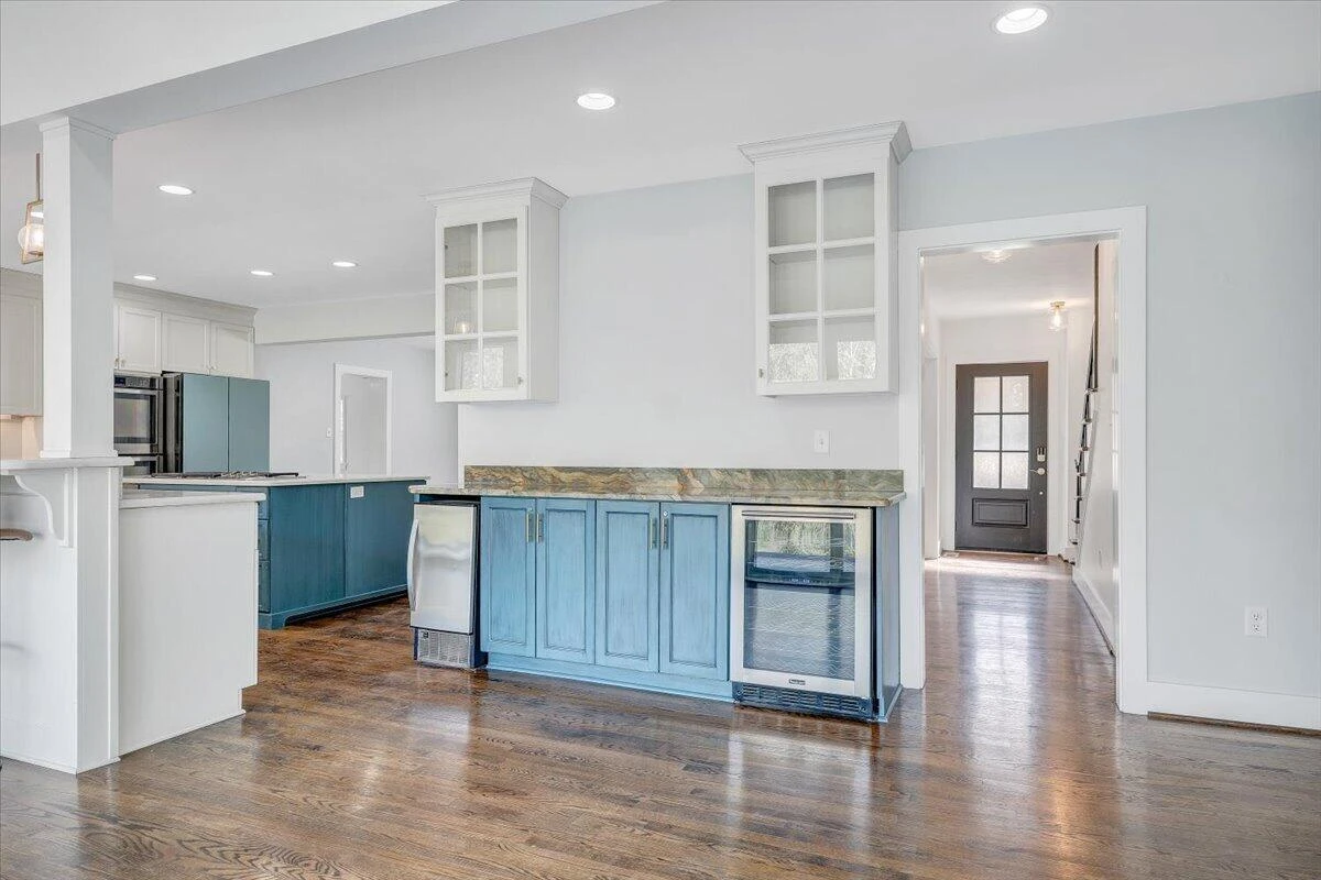 3101 Maywood RD SW - Photo 20