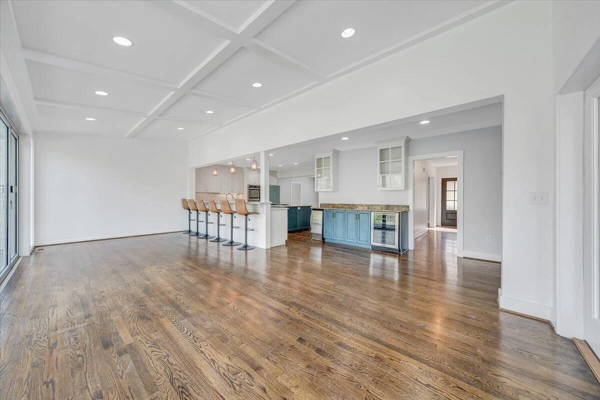 3101 Maywood RD SW - Photo 25