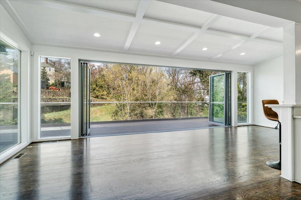 3101 Maywood RD SW - Photo 29