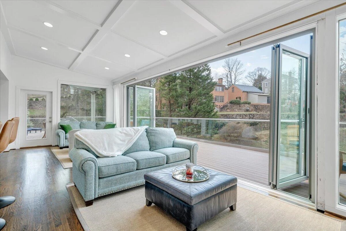3101 Maywood RD SW - Photo 32